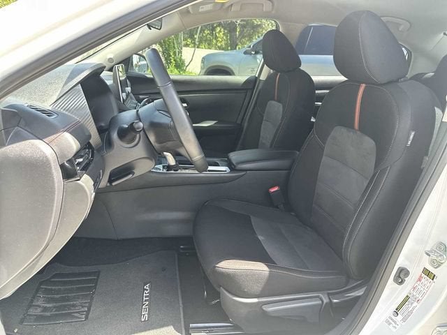 Nissan Sentra SR Xtronic CVT 2024