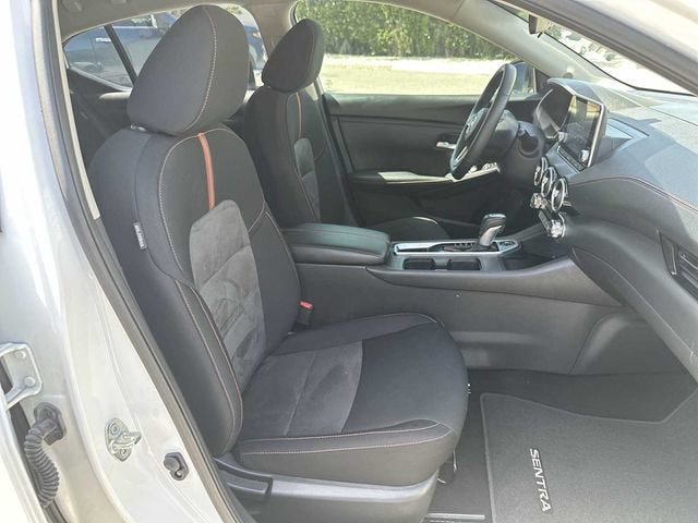 Nissan Sentra SR Xtronic CVT 2024