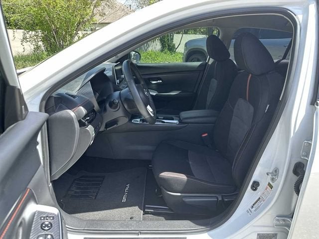 Nissan Sentra SR Xtronic CVT 2024