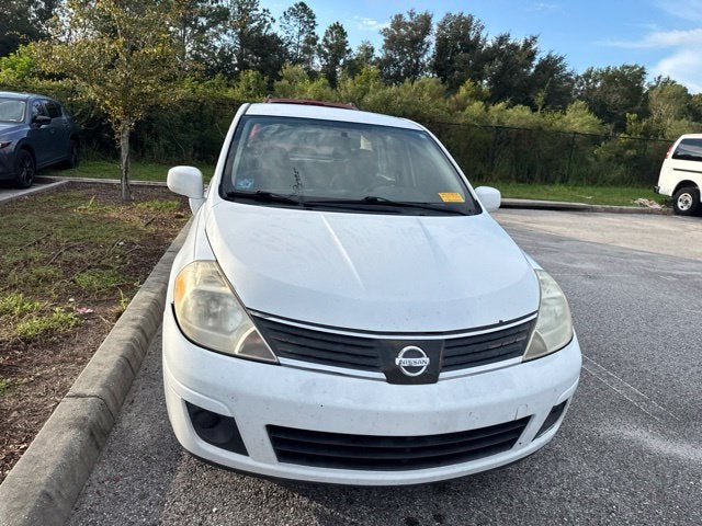 Nissan Versa 1.8S de 2008