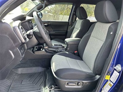 Toyota Tacoma 2WD SR5 2023