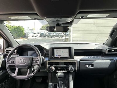 Toyota Tacoma SR5 2025