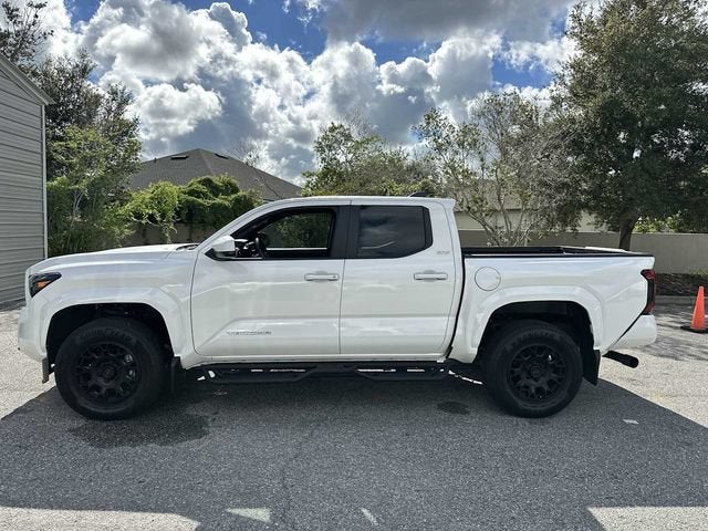Toyota Tacoma SR5 2025