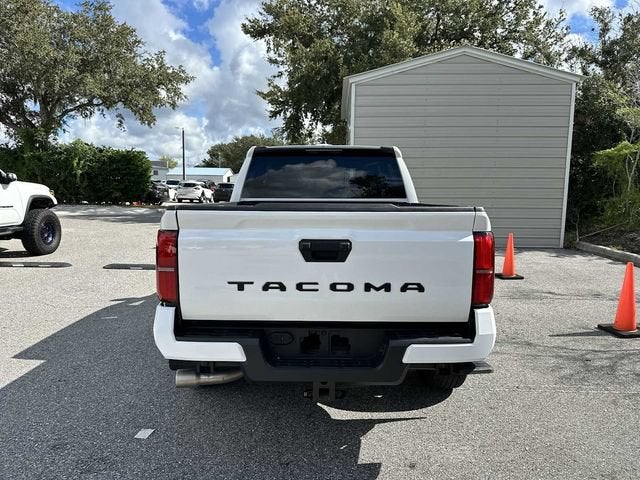 Toyota Tacoma SR5 2025