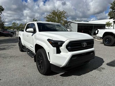 Toyota Tacoma SR5 2025