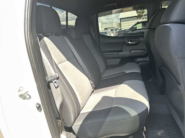 Toyota Tacoma 2WD SR5 de 2021