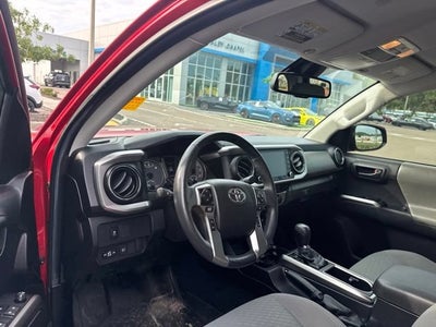 Toyota Tacoma SR5 V6 2022