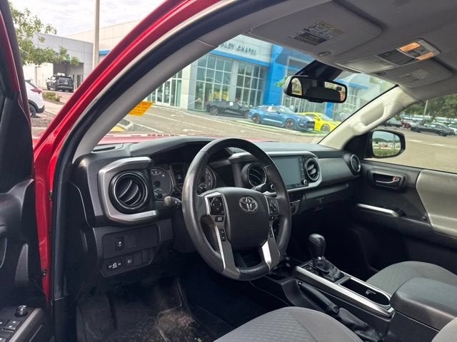 Toyota Tacoma SR5 V6 2022