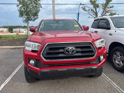 Toyota Tacoma SR5 V6 2022