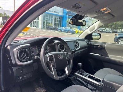 Toyota Tacoma SR5 V6 2022