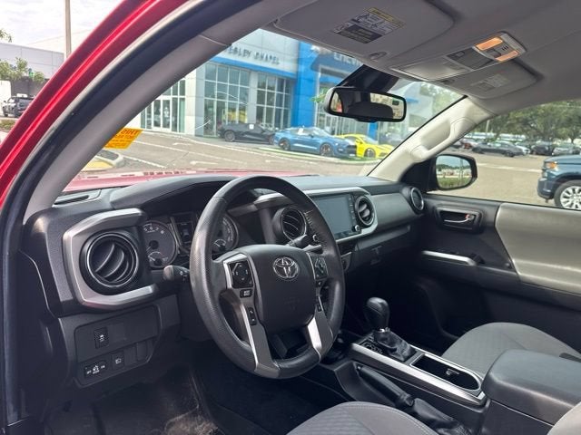 Toyota Tacoma SR5 V6 2022