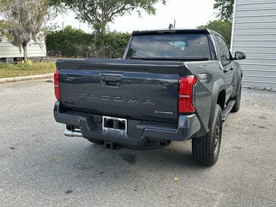 Toyota Tacoma Hybrid TRD Off Road 2026