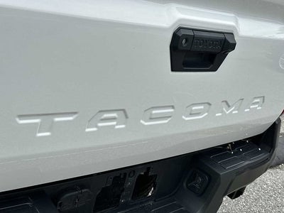 Toyota Tacoma SR 2024