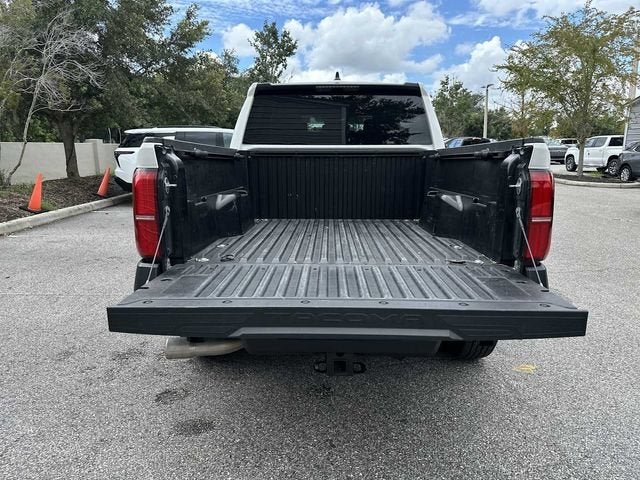 Toyota Tacoma SR 2024