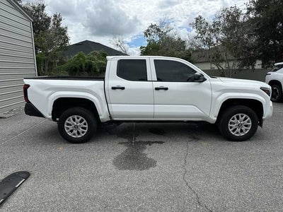 Toyota Tacoma SR 2024