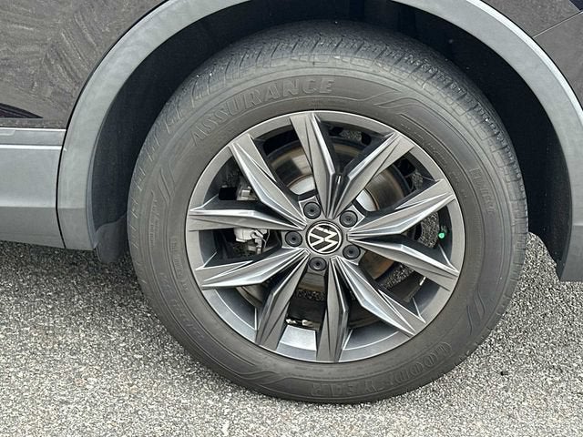 Volkswagen Tiguan 2.0T SE 2023