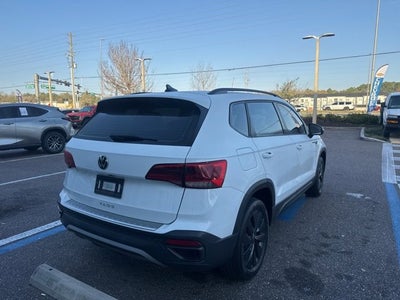 Volkswagen Taos S 2023