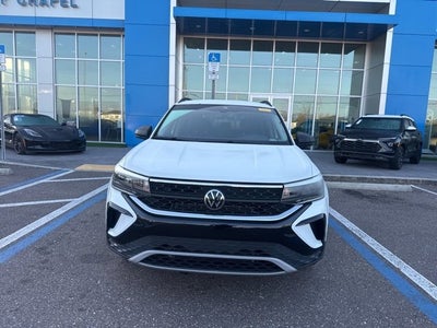 Volkswagen Taos S 2023