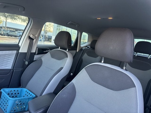 Volkswagen Taos S 2023