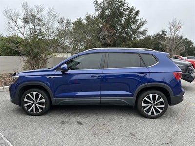 2022 Volkswagen Taos SE