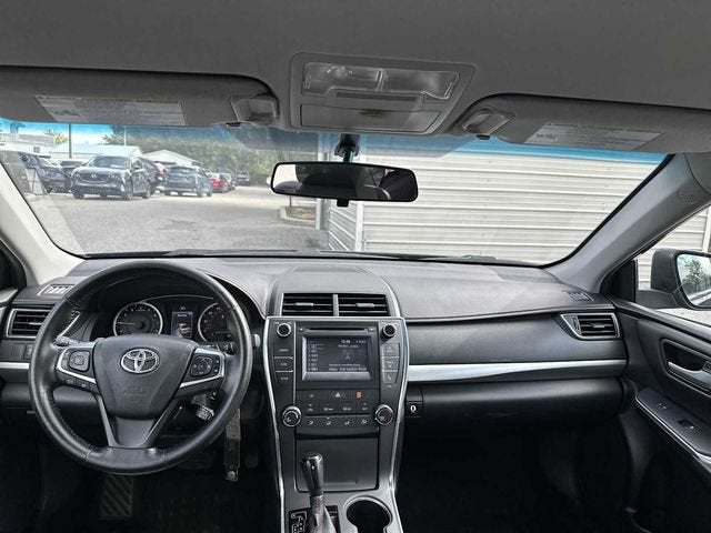 Toyota Camry SE 2016
