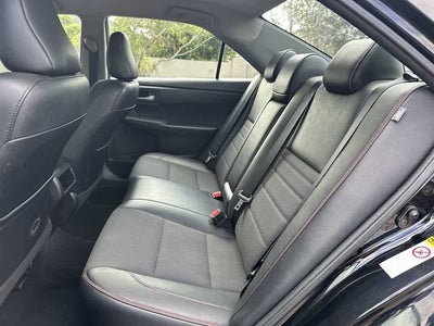 Toyota Camry SE 2016
