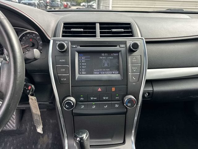 Toyota Camry SE 2016