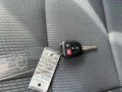 Toyota Camry SE 2016