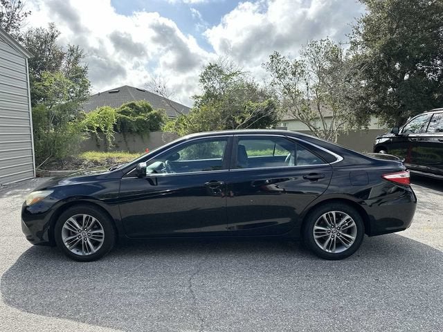 Toyota Camry SE 2016