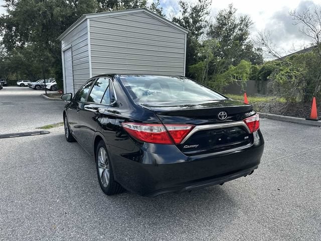 Toyota Camry SE 2016