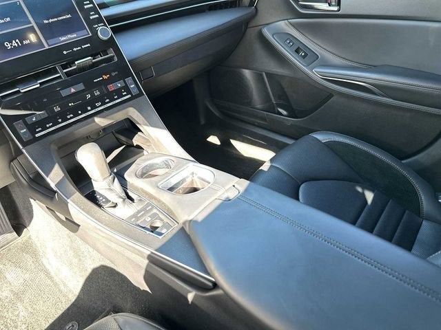 Toyota Avalon XSE Nightshade 2021