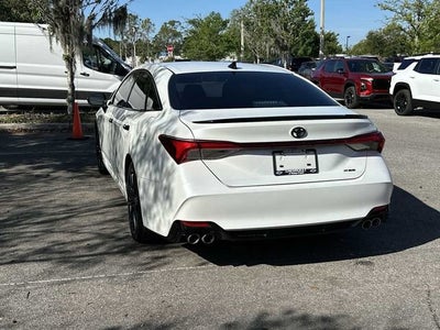 Toyota Avalon XSE Nightshade 2021