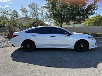 Toyota Avalon XSE Nightshade 2021