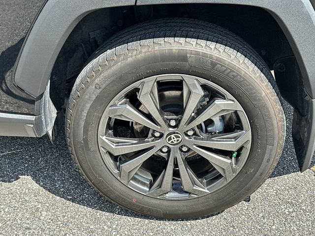 Toyota RAV4 Hybrid XLE Premium 2024
