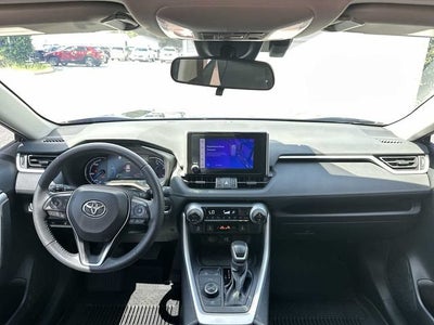 Toyota RAV4 Hybrid XLE Premium 2024