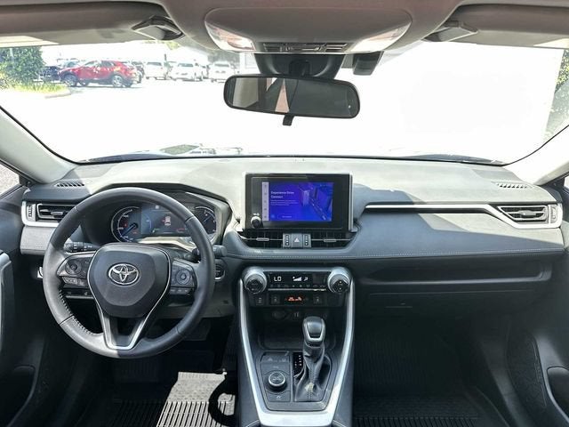 Toyota RAV4 Hybrid XLE Premium 2024