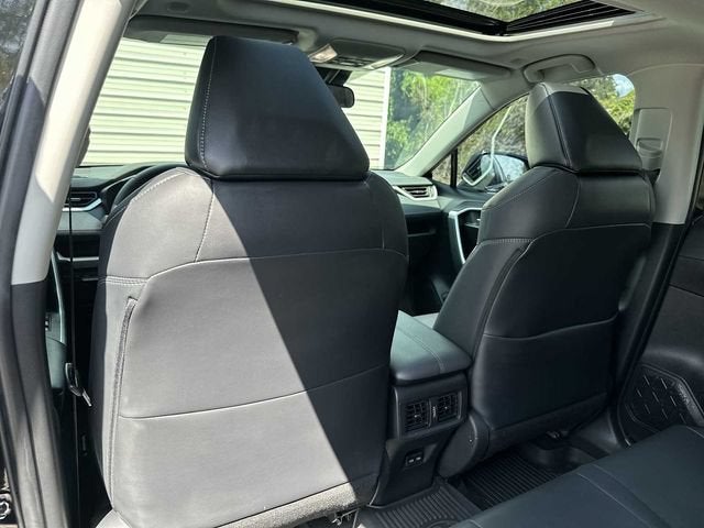 Toyota RAV4 Hybrid XLE Premium 2024