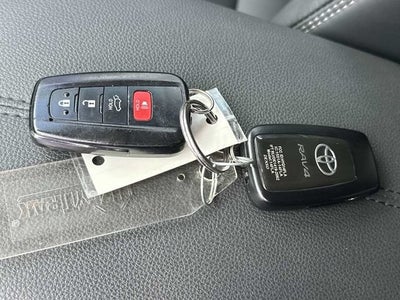 Toyota RAV4 Hybrid XLE Premium 2024