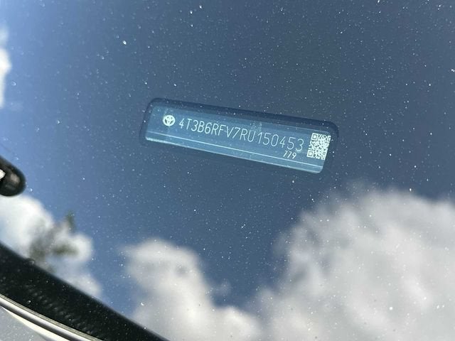 Toyota RAV4 Hybrid XLE Premium 2024