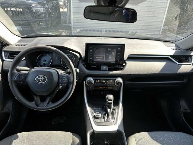 Toyota RAV4 Hybrid XLE 2022