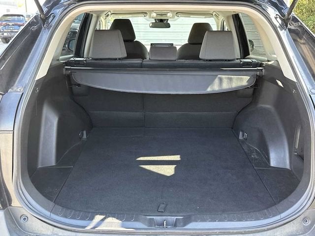Toyota RAV4 Hybrid XLE 2022