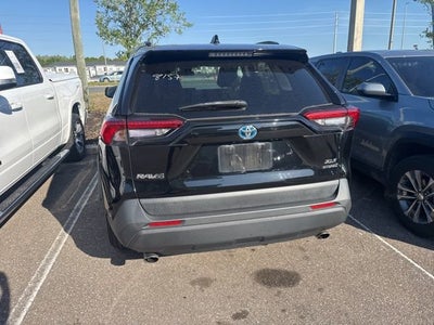 Toyota RAV4 Hybrid XLE 2022