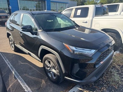 Toyota RAV4 Hybrid XLE 2022