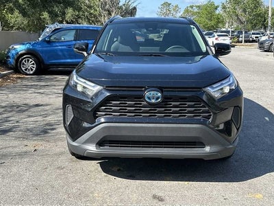 Toyota RAV4 Hybrid XLE 2022