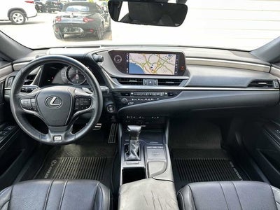 Lexus ES 350 F SPORT 2019