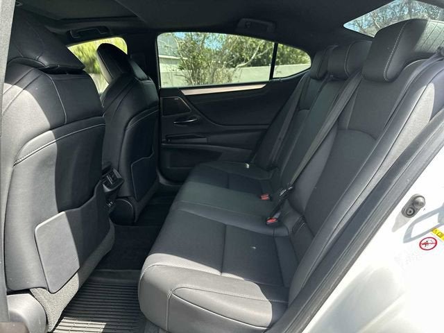 Lexus ES 350 F SPORT 2019