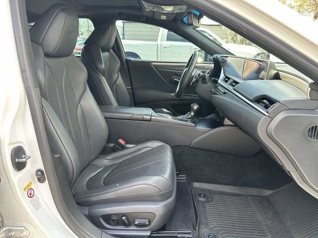 Lexus ES 350 F SPORT 2019