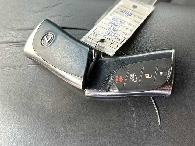 Lexus ES 350 F SPORT 2019