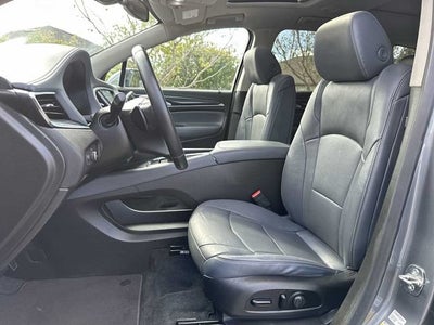 Buick Enclave Essence 2021