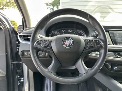 Buick Enclave Essence 2021